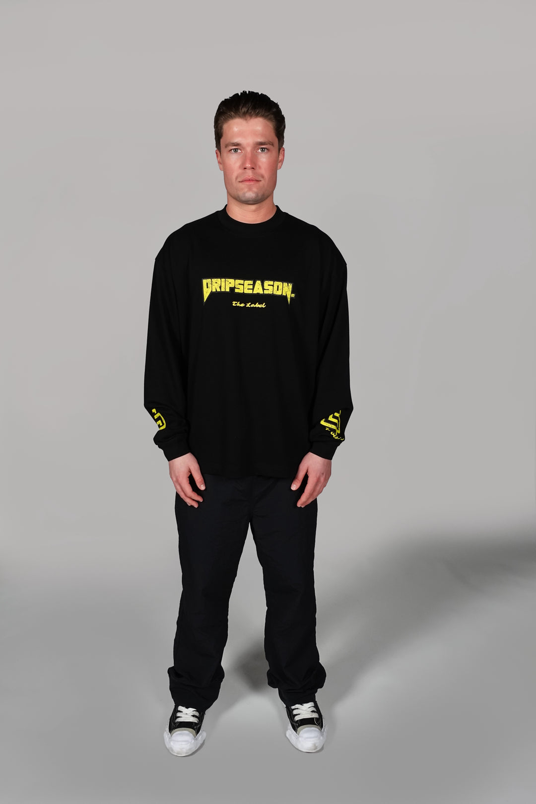 SELF VISION LONGSLEEVE T-SHIRT - BLACK